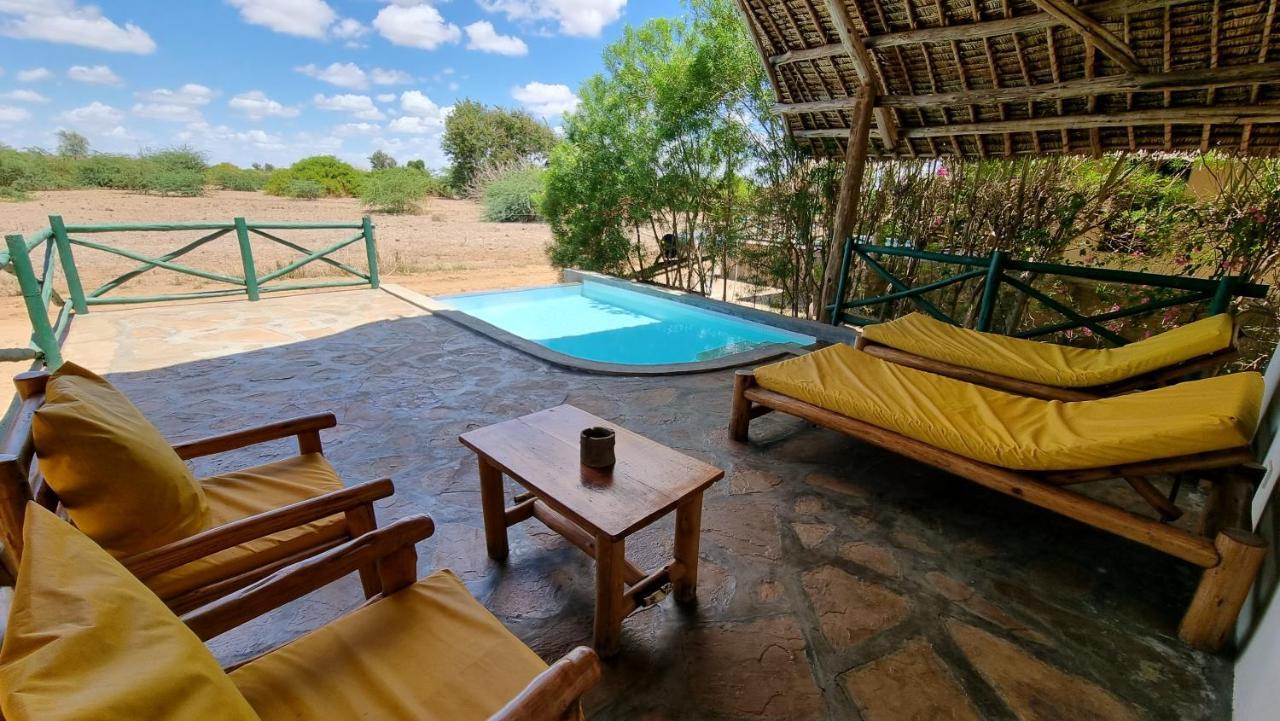 Manyatta Camp Hotel Voi Exterior foto